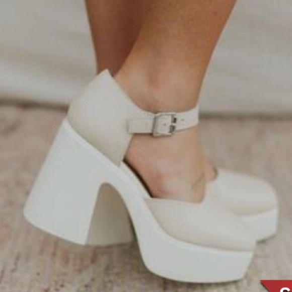 FreePeople Cecile Platform Mary Jane Heels size 9.5